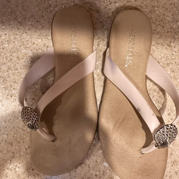 Women’s Aerosole Sandals Size 5.5 - Picture 3 of 4
